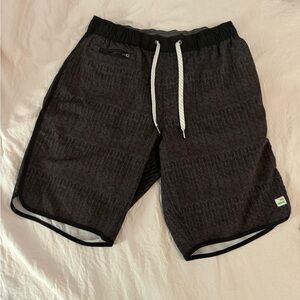 VUORI men’s shorts